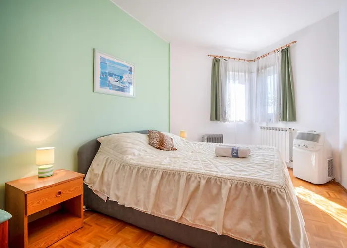 Sea View-1 By Interhome *